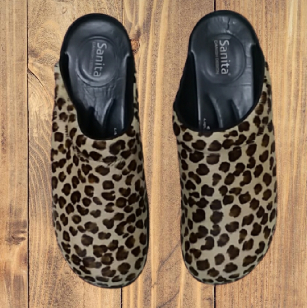 OFFER SANITA NURSING SHOES LEOPARD   size 12 clog…